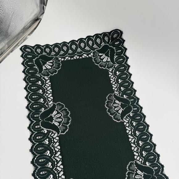 Vintage Green Lace Placemats & Table Runners Set 5 Floral Scalloped Decor - Picture 9 of 16